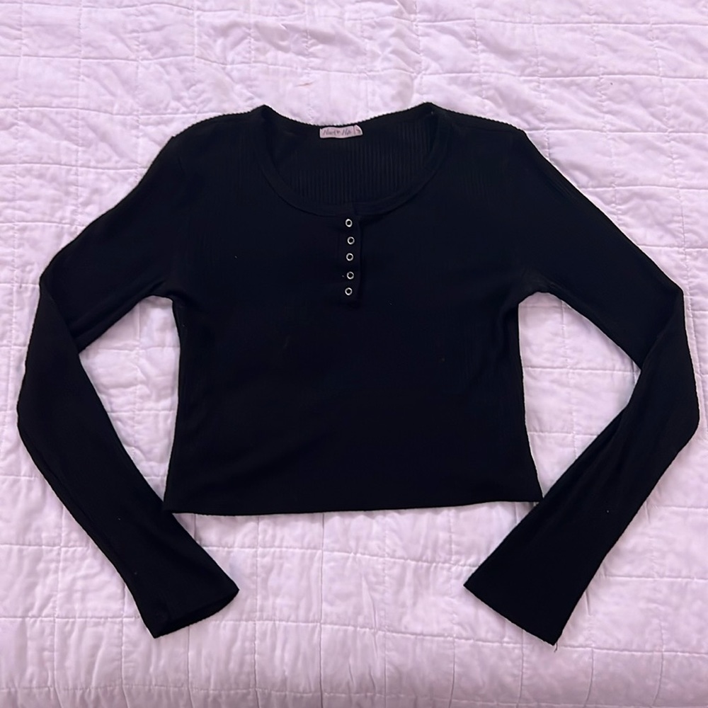 long sleeve button tee
